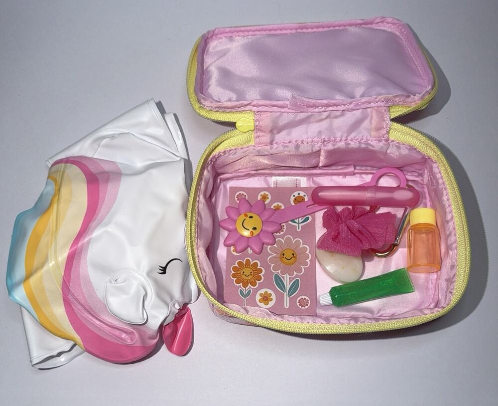 Our Generation Surprise Luggages – Travel Series Confirmed Flowers Flower Power